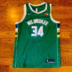 Nike Giannis Antetokounmpo Bucks jersey (A large)